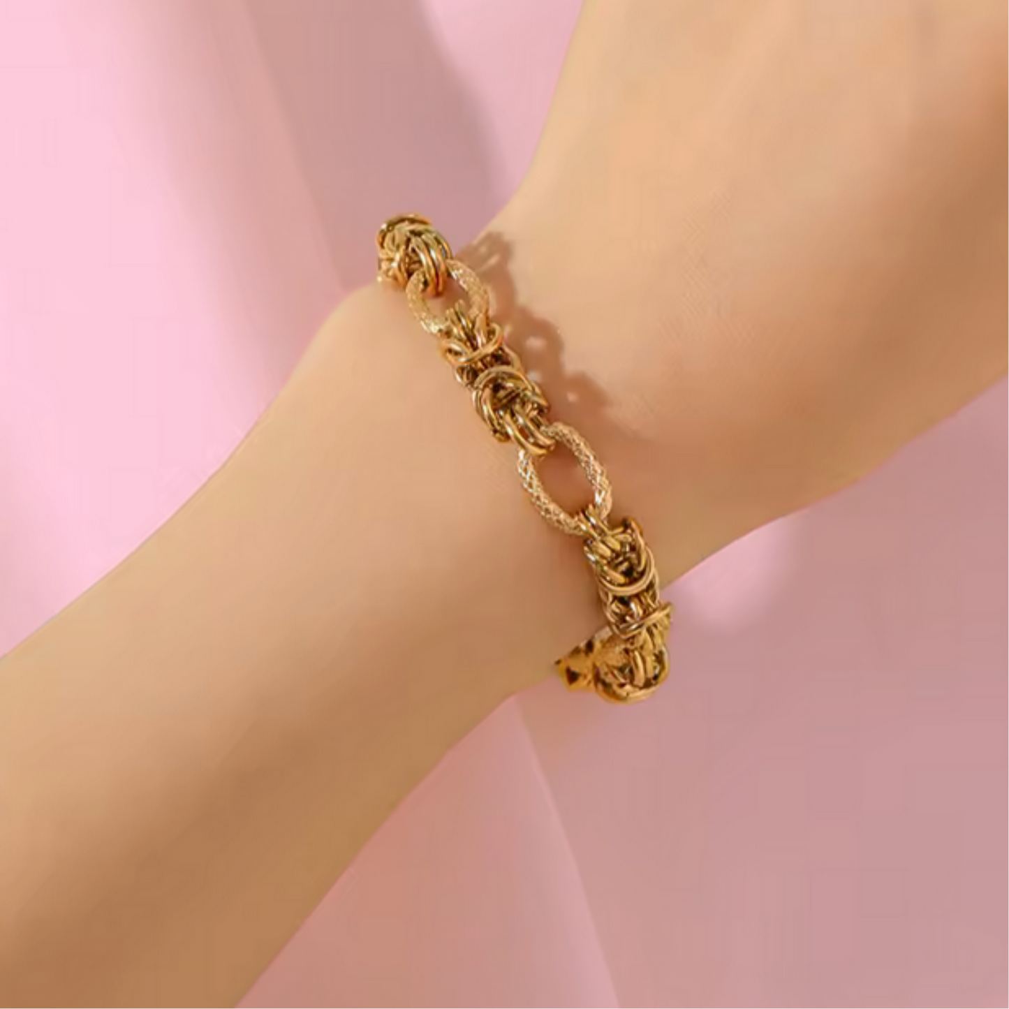 Women's Luxurious Yellow Gold-Plated Byzantine Diamond-Cut Oval Link Adjustable Bracelet in Stainless Steel