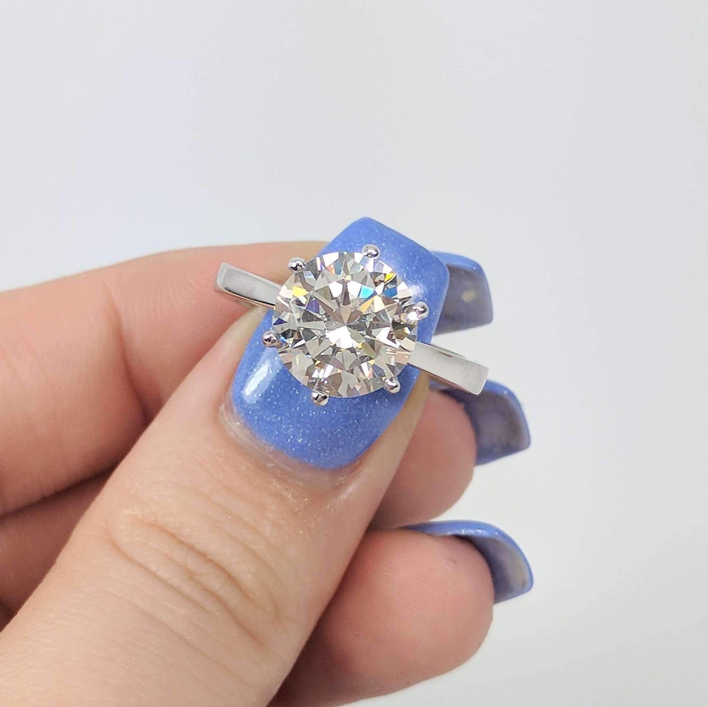 Victoria 14K White Solid Gold 4CT Round Cut OB Simulated Diamond Solitaire Ring for Woman Engagement