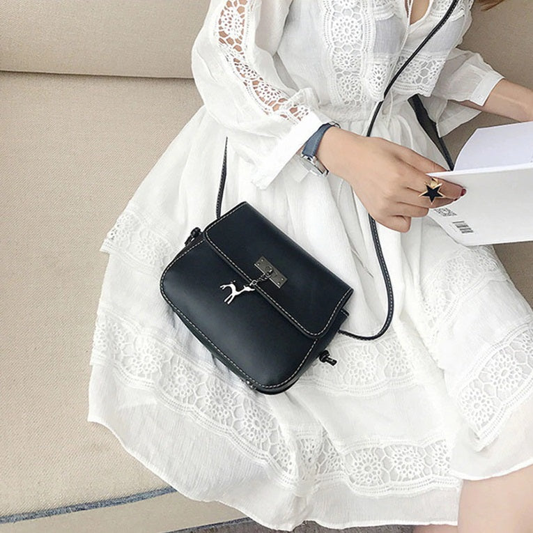 Charming Crossbody Ladies Hand Bag