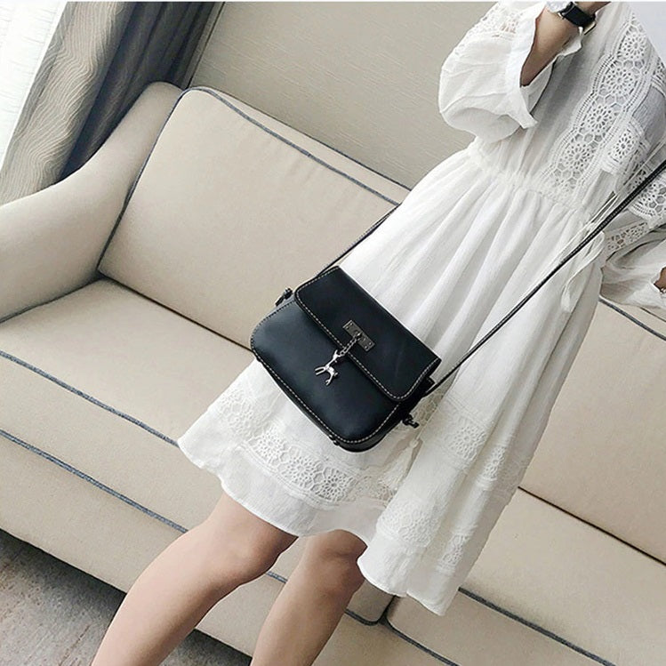 Charming Crossbody Ladies Hand Bag