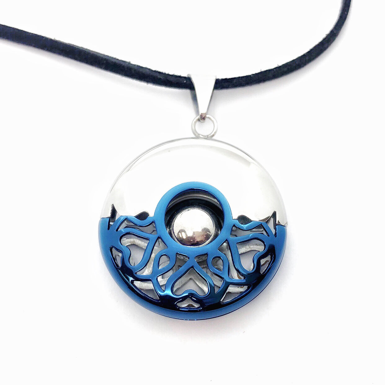 floating-ball-stainless-steel-heart-pendant-necklace