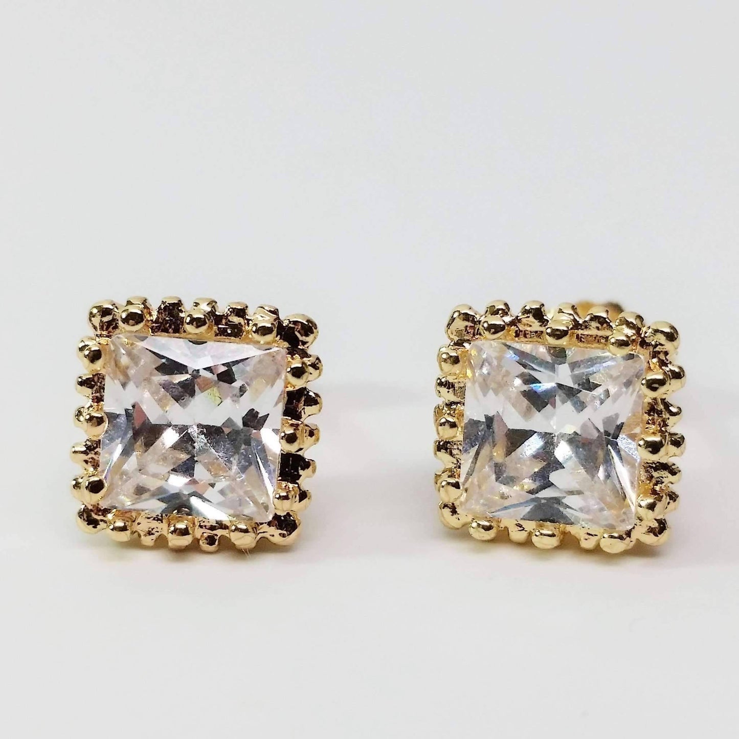 Feshionn IOBI Earrings Royal Princess 6mm Cut Simulated White Or Pink Sapphire Stud Earrings