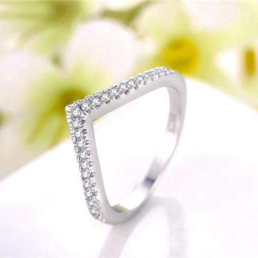 Feshionn IOBI Rings Encore 1CTW Curved Companion Band Ring