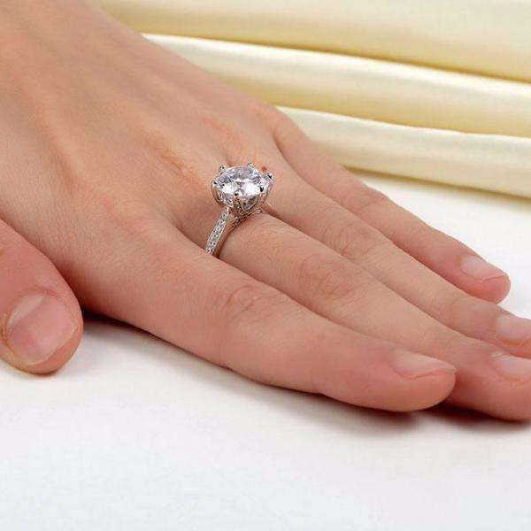 Feshionn IOBI Rings Lavish Fire 3CT Simulated White Sapphire Triple Pavé Trellis Solitaire Ring