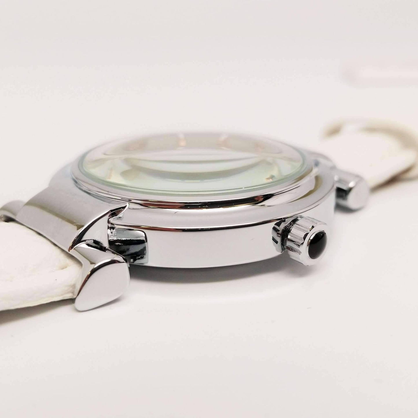 Feshionn IOBI Watches Sophisticated Omega Case Water Resistant Wrist Watch With Leather Band - 5 Colors to Choose!