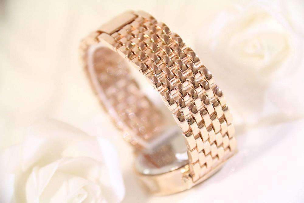 Feshionn IOBI Watches Spectacle Deluxe Austrian Crystal Luxury Ladies Watch in Two Colors