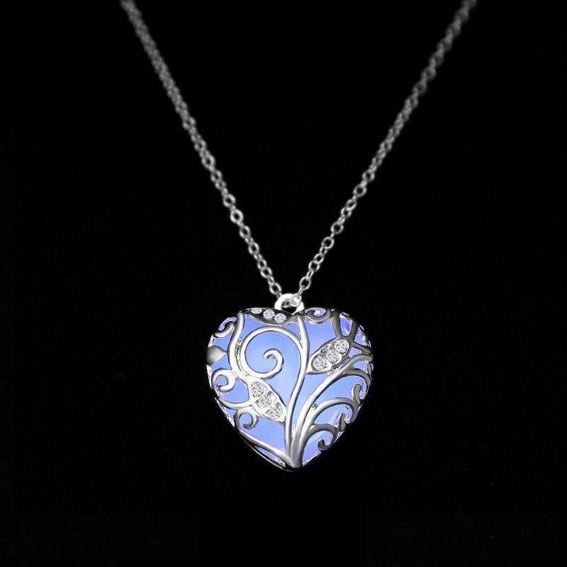 Lustrous Heart Glow in The Dark Pendant Necklace for Woman
