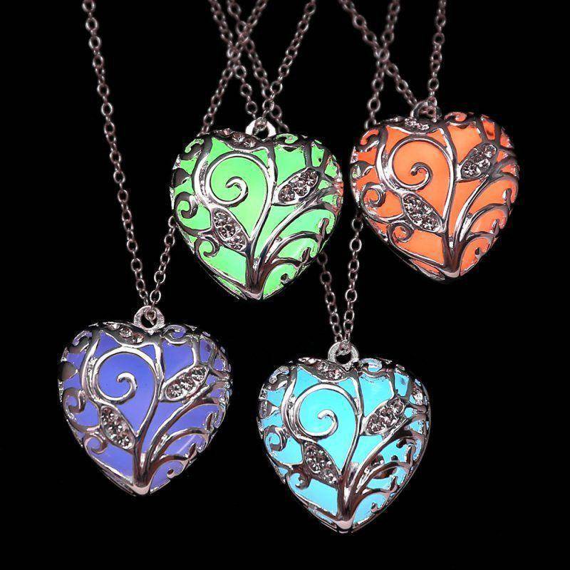 Lustrous Heart Glow in The Dark Pendant Necklace for Woman